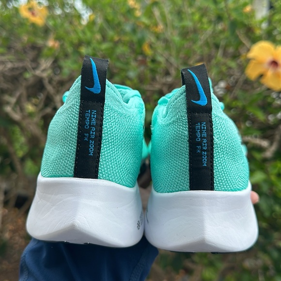 Nike Air Zoom Tempo FK (GS) Hyper Turquoise/Black Size 7Y / Womens 8.5 - Picture 7 of 8